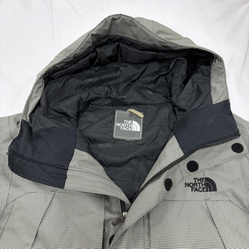 ザノースフェイス THE NORTH FACE ジャケット、上着 ジャンパー、ブルゾン 千鳥柄 ギンガムチェック ナイロンジャケット NS15820 マウンテンパーカー - 千鳥格子 X ロゴ、文字 X 刺繍 黒 / ブラック / black メンズ USED 古着 中古 50165576