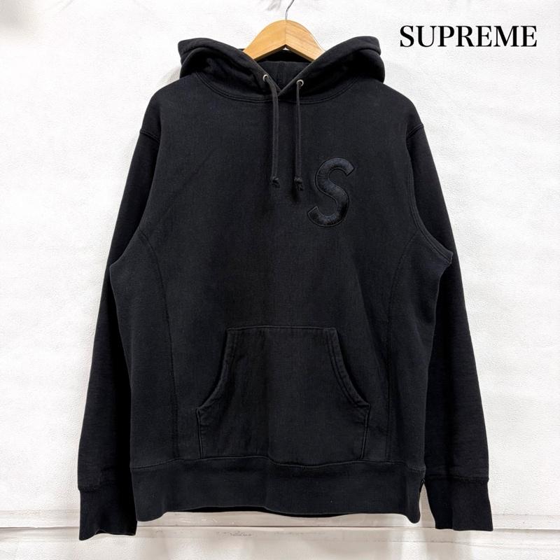 シュプリーム Supreme パーカー 長袖 Sロゴ スウェット パーカーフーディー フーデッド プルオーバー スミクロ 裏起毛 ヴィンテージ加工 M ロゴ、文字 X 刺繍 黒 / ブラック / black メンズ USED 古着 中古 50165582