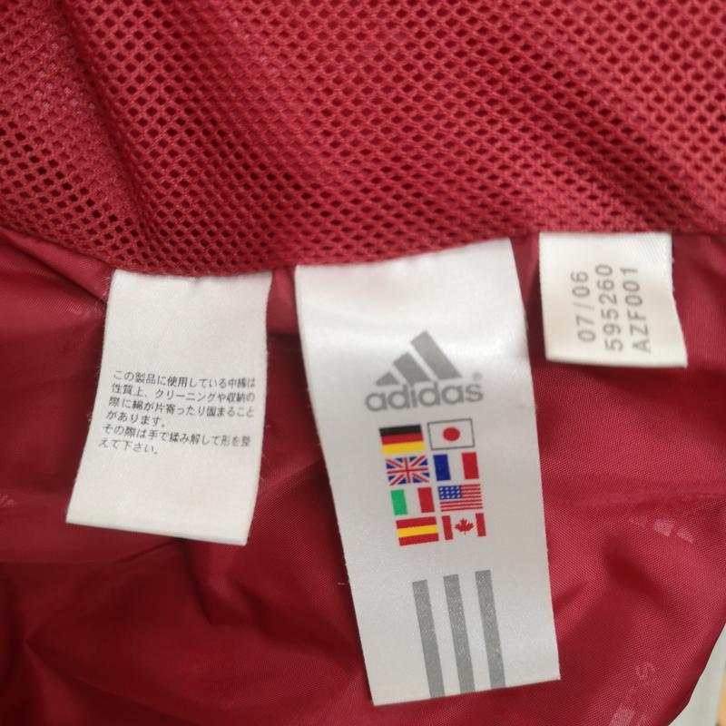 アディダス adidas ジャケット、上着 ダウンジャケット バイカラー 中綿 フラップ パフォーマンスロゴ 前立て ダウンジャケット L 赤 / レッド / red メンズ USED 古着 中古 50165586