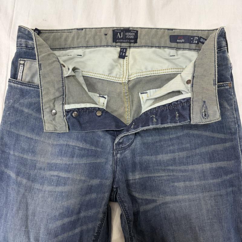 アルマーニ ジーンズ ARMANI JEANS パンツ デニム、ジーンズ J12 antifit 切り返しデザイン スキニーストレッチ デニムパンツ blue jeans US29 W29/L34 29インチ 無地 青 / ブルー / blue メンズ USED 古着 中古 50165606