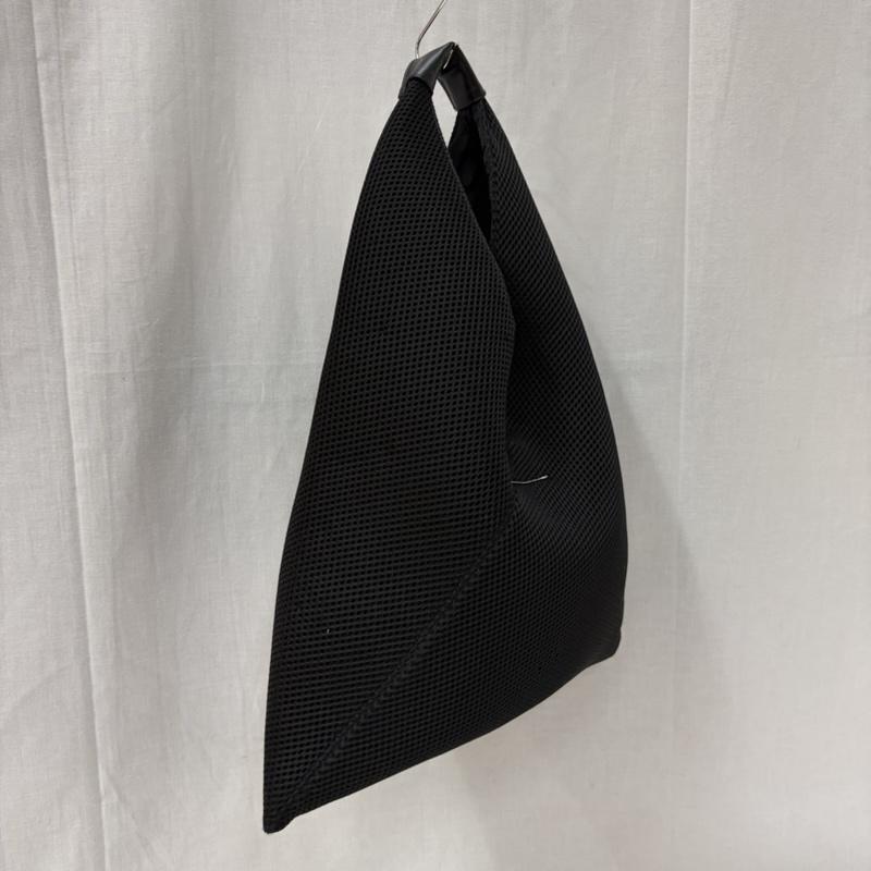 エムエム 6 メゾン マルタン マルジェラ MM6 Maison Martin Margiela ハンドバッグ ハンドバッグ ジャパニーズネットメッシュバッグ 折り紙 S54WD0043 PR992 - 無地 黒 / ブラック / black レディース USED 古着 中古 50165613