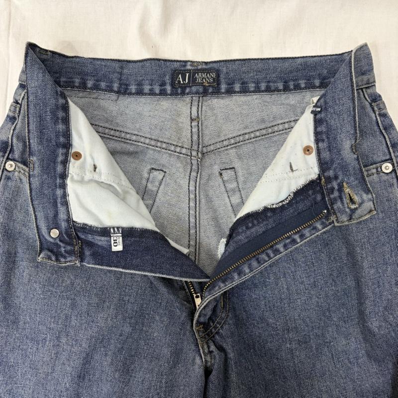 アルマーニ ジーンズ ARMANI JEANS パンツ デニム、ジーンズ テーパードデニムパンツ ロゴモチーフ 30インチ 無地 X ロゴ、文字 青 / ブルー / blue メンズ USED 古着 中古 50165625