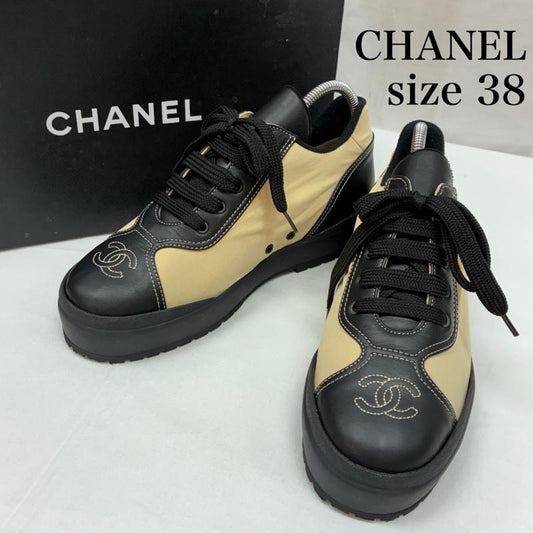 シャネル CHANEL スニーカー スニーカー ココマーク ステッチ ヒール ロゴレザー 切替 厚底 レースアップ スニーカー イタリア製 38 25.0cm レディース USED 古着 中古 50165661
