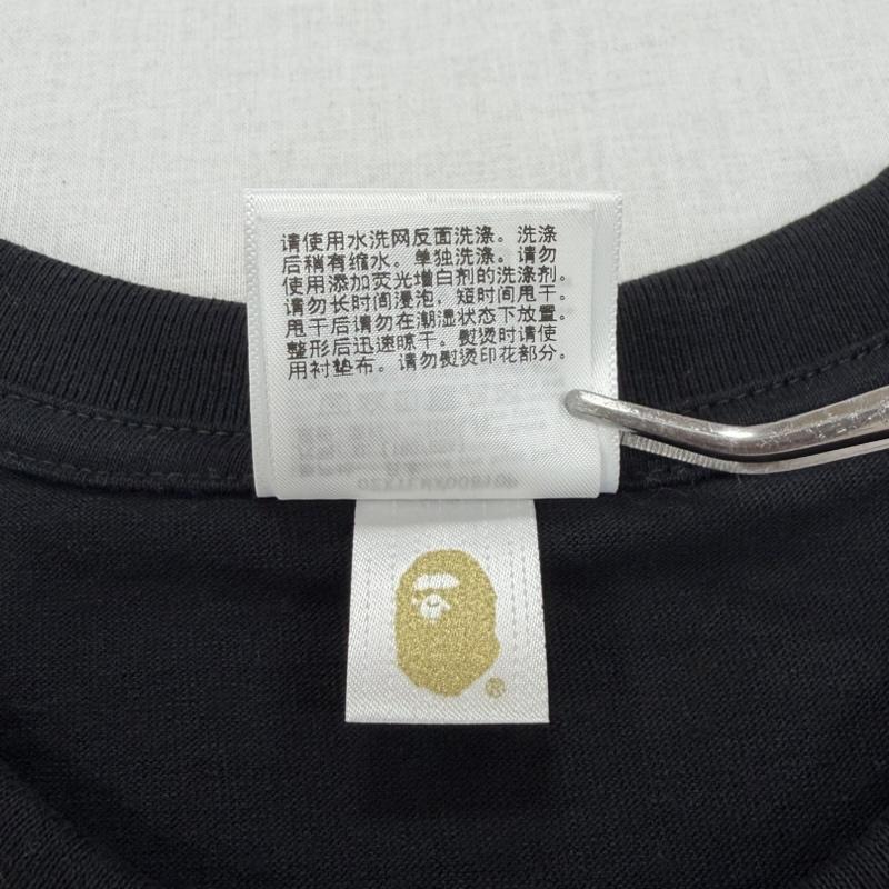 アベイシングエイプ A BATHING APE Tシャツ 半袖 クリスマス コレクション ホリデー 半袖 プリント Tシャツ サンタ プレゼント ロゴ XL ロゴ、文字 X プリント 黒 / ブラック / black X マルチカラー / マルチカラー / multicolor メンズ USED 古着 中古 50165685