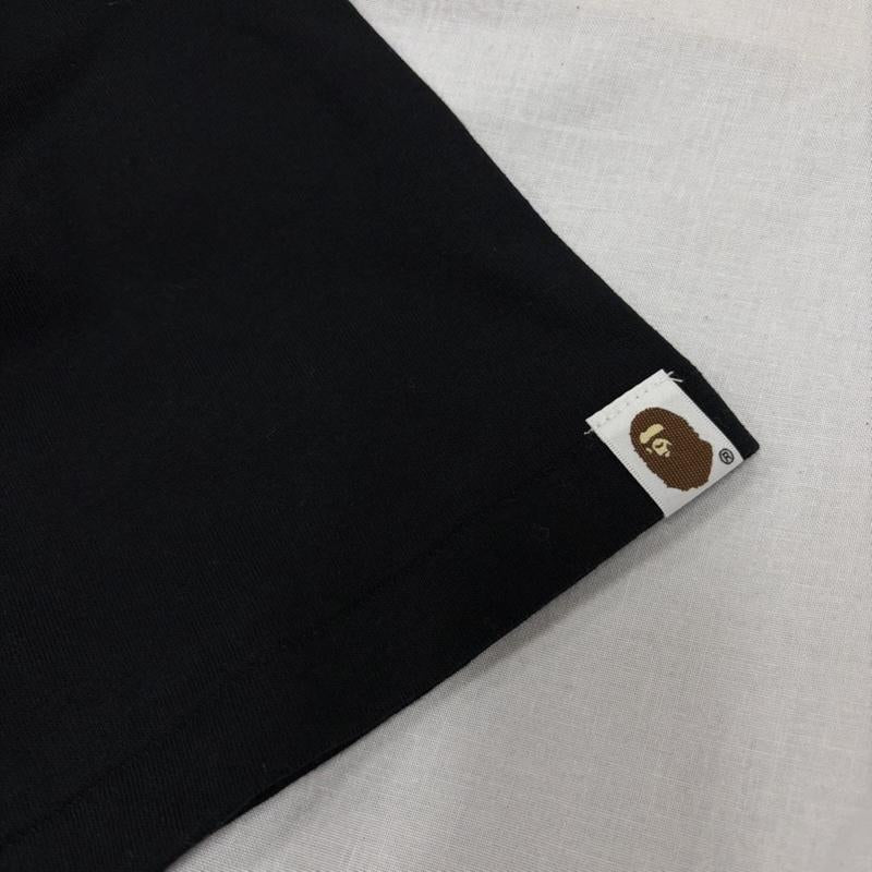 アベイシングエイプ A BATHING APE Tシャツ 半袖 クリスマス コレクション ホリデー 半袖 プリント Tシャツ サンタ プレゼント ロゴ XL ロゴ、文字 X プリント 黒 / ブラック / black X マルチカラー / マルチカラー / multicolor メンズ USED 古着 中古 50165685