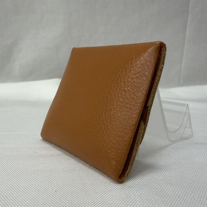 イルビゾンテ IL BISONTE 財布 コンパクト財布 コインパース スクエアレザーコインケース 54123-0-0241 45 ヤケヌメ - 無地 X ロゴ、文字 茶 / ブラウン / brown メンズ USED 古着 中古 50165698
