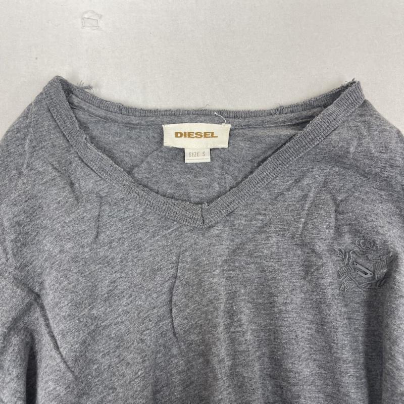 ディーゼル DIESEL Tシャツ 長袖 ロゴ刺繍 長袖 Vネック ロンT カットソー S 灰 / グレー / gray メンズ USED 古着 中古 50165726