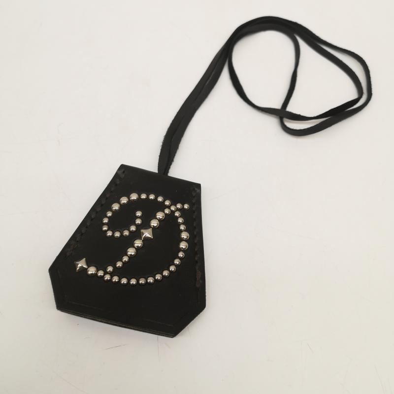 デンハム DENHAM アクセサリー ネックレス、ペンダント スタッズ レザー クロシェット キーケース 黒 / ブラック / black メンズ USED 古着 中古 50165731
