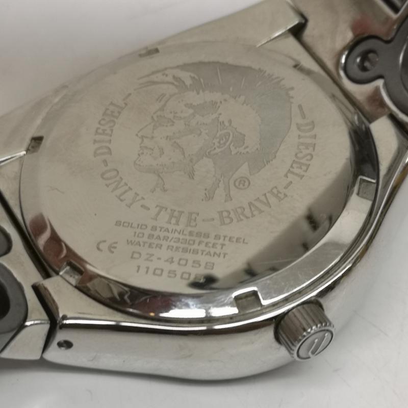 ディーゼル DIESEL 腕時計 アナログ（クォーツ式） 00s DZ-4058 左右非対称 変形デザイン フルステンレス スチール アナログ 腕時計 - 銀 / シルバー / silver color メンズ USED 古着 中古 50165733