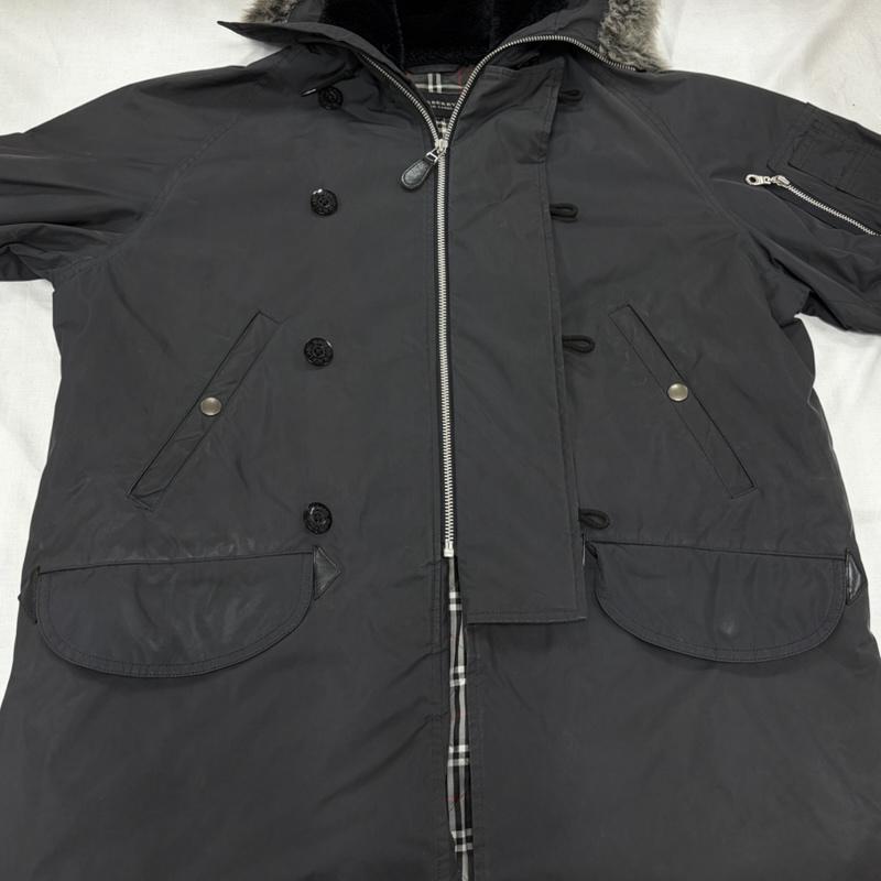 バーバリーブラックレーベル BURBERRY BLACK LABEL コート コート一般 モッズコート ミリタリー フィールドパーカー フライト ジャケット ファー N-3B ノバチェック 内側 キルティング M 無地 X チェック 黒 / ブラック / black メンズ USED 古着 中古 50165736