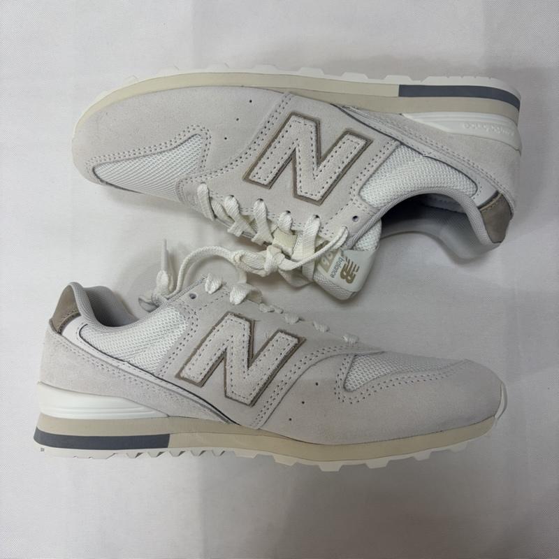 ニューバランス New Balance スニーカー スニーカー W996 OFF WHITE 	W996 4UA D 24.5cm 無地 X ロゴ、文字 オフホワイト / オフホワイト / レディース USED 古着 中古 50165747