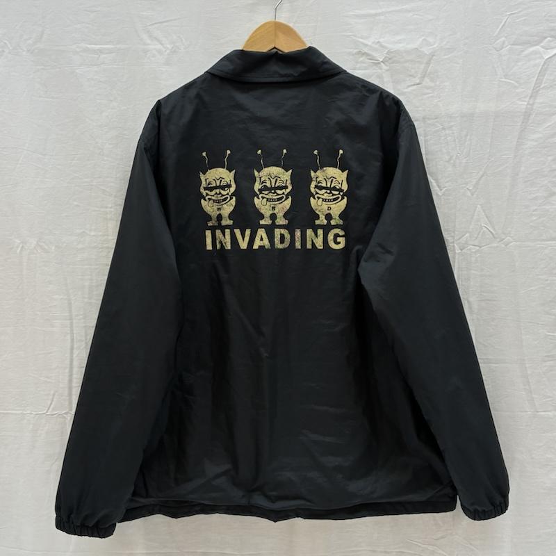 ウィアード WEIRDO ジャケット、上着 ジャンパー、ブルゾン INVADING バック プリント ロゴ ワッペン 裏総柄 コーチジャケット - メンズ USED 古着 中古 50165764