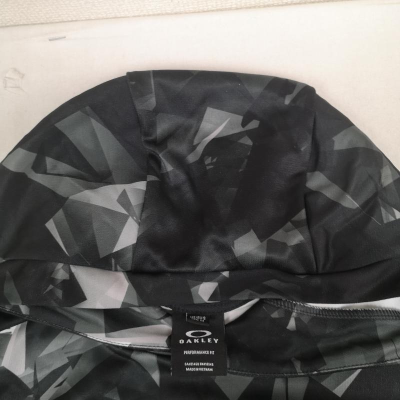 オークリー OAKLEY パーカー 半袖 吸汗速乾性 総柄 ビッグロゴ カンガルーポケット プルオーバー 半袖 パーカー FOA403563 M 黒 / ブラック / black メンズ USED 古着 中古 50165808
