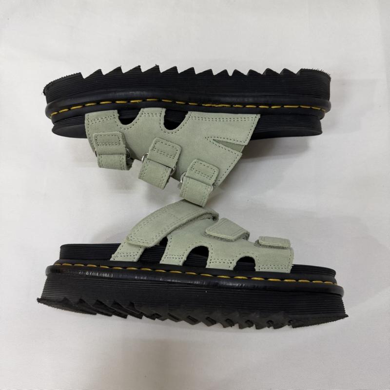 ドクターマーチン Dr.Martens サンダル サンダル RAINE スライドサンダル ライトグリーン UK5/24cm 厚底 シャークソール 24.0cm 無地 黒 / ブラック / black X 薄緑 / ライトグリーン / レディース USED 古着 中古 50165836