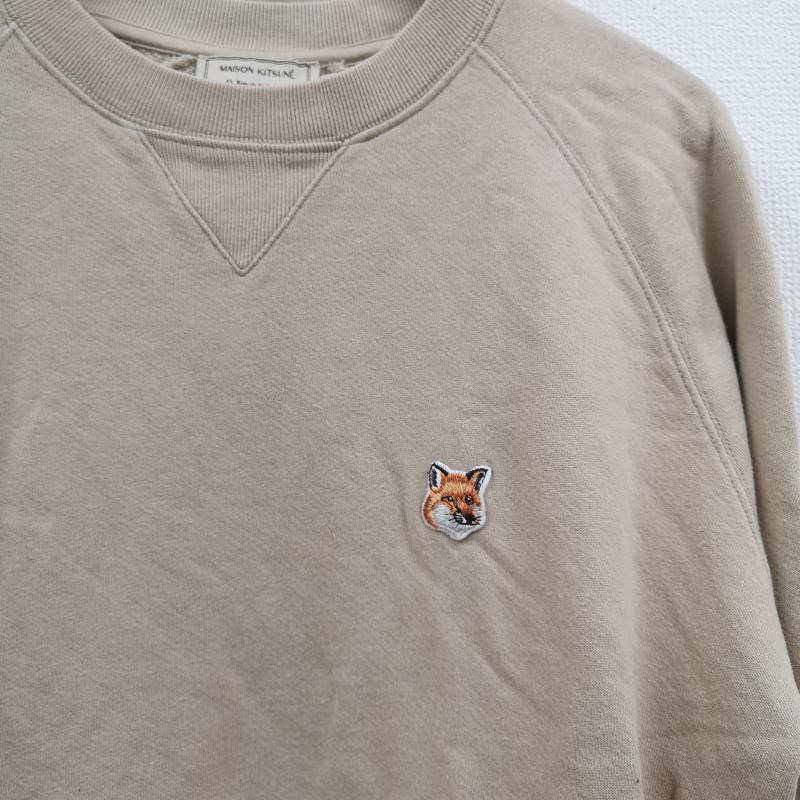 メゾンキツネ MAISON KITSUNE トレーナー 長袖 フォックスヘッド ワッペン ワンポイント Vガゼット スウェット 裏毛 パイル地 DM00310KM0002 S ベージュ / ベージュ / beige メンズ USED 古着 中古 50165866