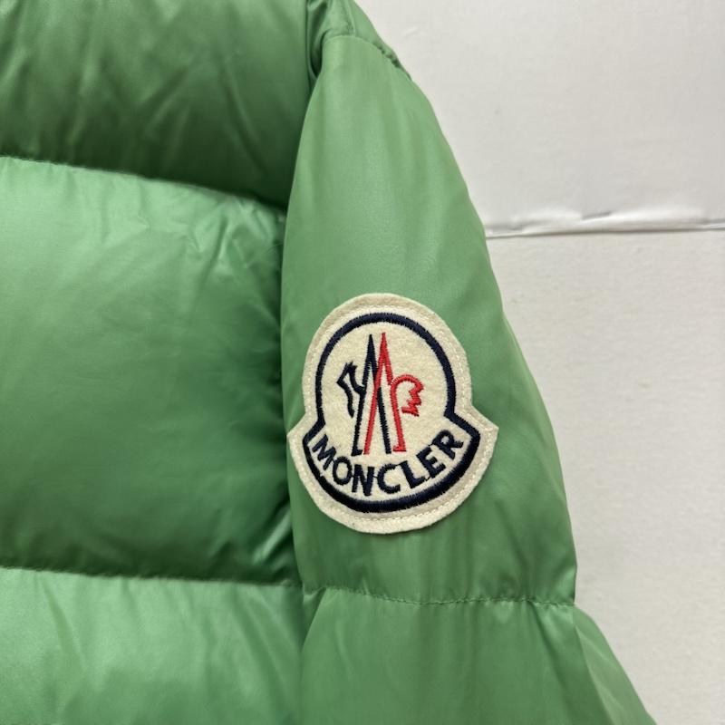 モンクレール MONCLER ジャケット、上着 ダウンジャケット EVEREST ダウン ジャケット 41310/50/68950 0 緑 / グリーン / green メンズ USED 古着 中古 50165931