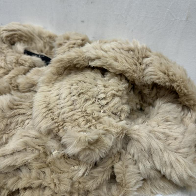 ソブ SOV. ジャケット、上着 ポンチョ ダブルスタンダード ラビットファー ケープ コート ポンチョ ベージュ / ベージュ / beige レディース USED 古着 中古 50165965