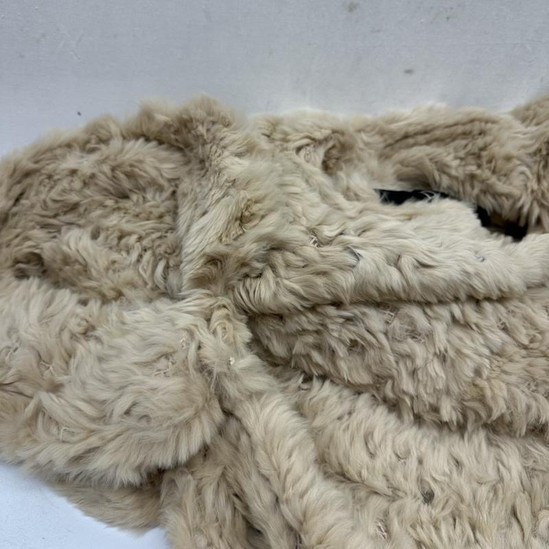 ソブ SOV. ジャケット、上着 ポンチョ ダブルスタンダード ラビットファー ケープ コート ポンチョ ベージュ / ベージュ / beige レディース USED 古着 中古 50165965