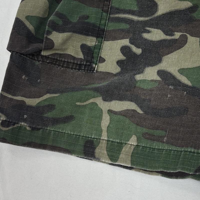ステューシー STUSSY パンツ ショートパンツ 90年代 ビンテージ USA製 リップストップ カモフラ 迷彩 ショート パンツ 90s VINTAGE 34インチ カモフラージュ柄・迷彩 メンズ USED 古着 中古 50165977