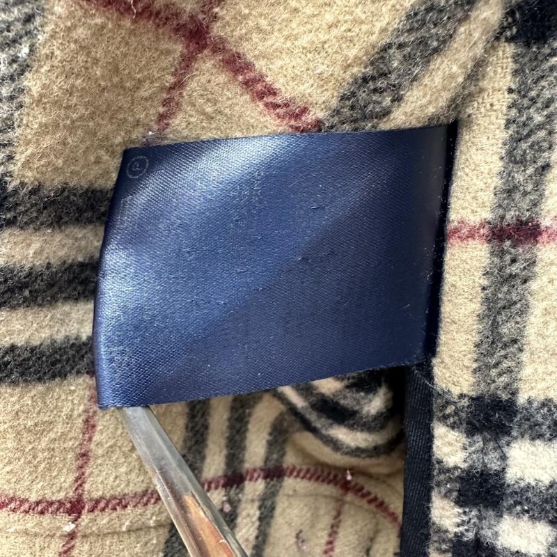 バーバリー BURBERRY コート コート一般 裏地 ノバチェック ウール ダッフル コート - 紺 / ネイビー / navy レディース USED 古着 中古 50165998