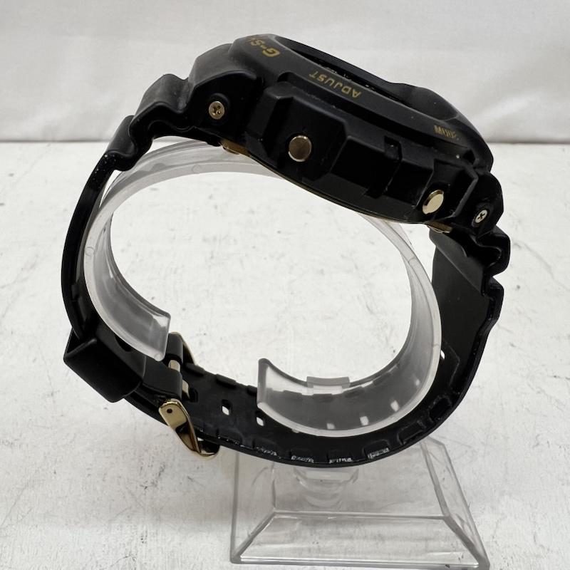 ジーショック G-SHOCK 腕時計 デジタル STUSSY ステューシー 25周年記念 DW-6900 コラボ ウォッチ - 黒 / ブラック / black X 金 / ゴールド / gold color メンズ USED 古着 中古 50166038