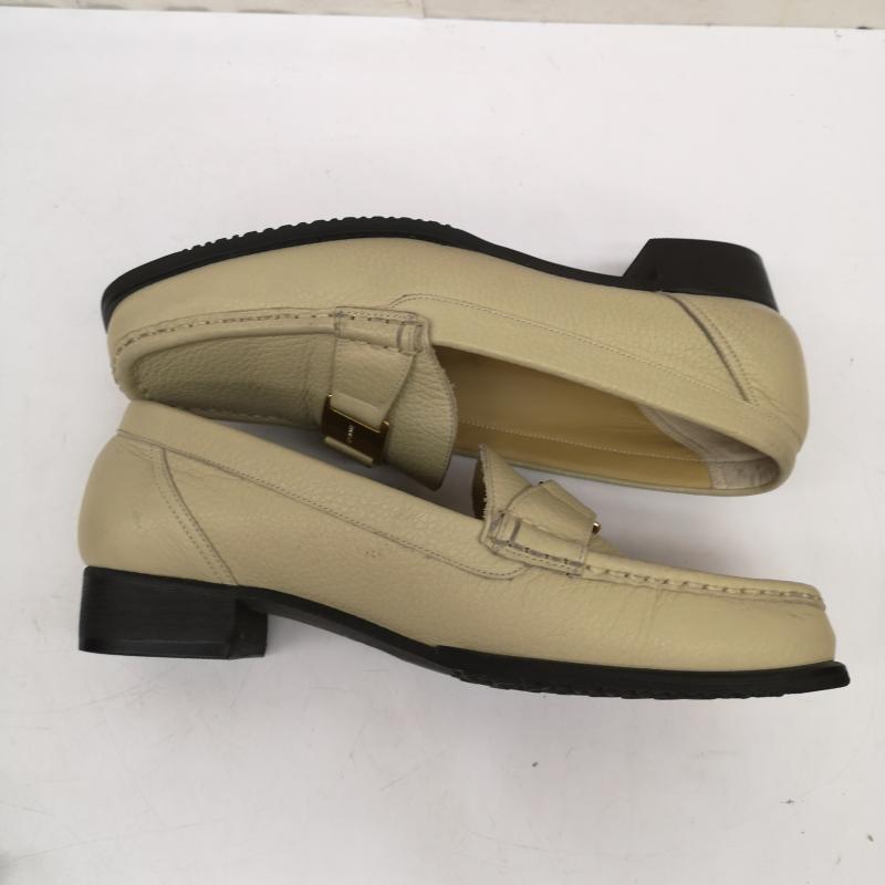 ミハマ MIHAMA ローファー ローファー レザー ローファー パンプス シボ加工 ロゴ金具 22.5cm ベージュ / ベージュ / beige レディース USED 古着 中古 50166072