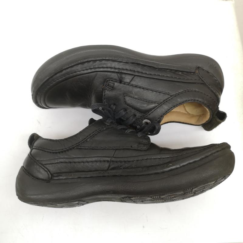 クラークス Clarks スニーカー スニーカー アクティブ エア レザー スニーカー UK：8 黒 / ブラック / black メンズ USED 古着 中古 50166084
