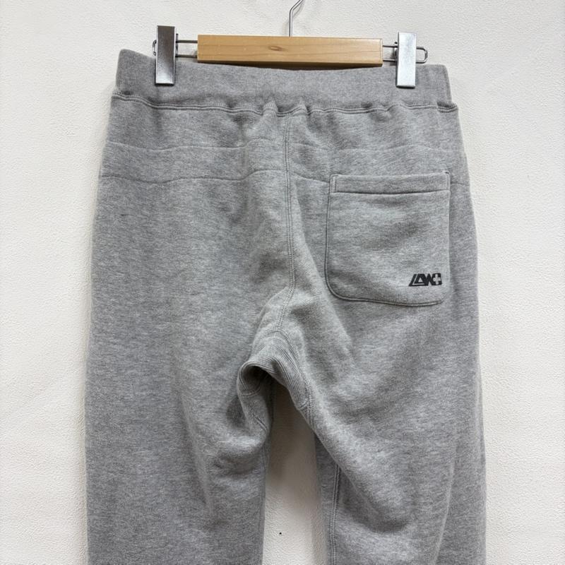 ループウィラー LOOPWHEELER パンツ ワークパンツ、ペインターパンツ BEAMS PLUS コラボ 別注 スウェット パンツ バック ポケット ロゴ S メンズ USED 古着 中古 50166114