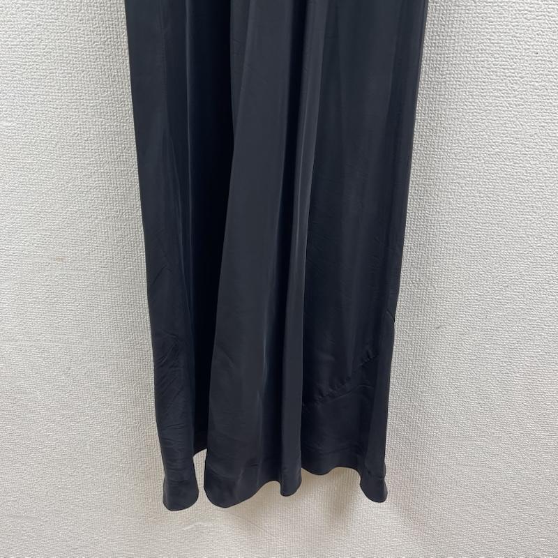 ローブドシャンブル コムデギャルソン robe de chambre COMME des GARCONS ワンピース ロングスカート 日本製 カジュアル ドレス ノースリーブ ワンピース AD1998 RO-100090 黒 / ブラック / black レディース USED 古着 中古 50166167