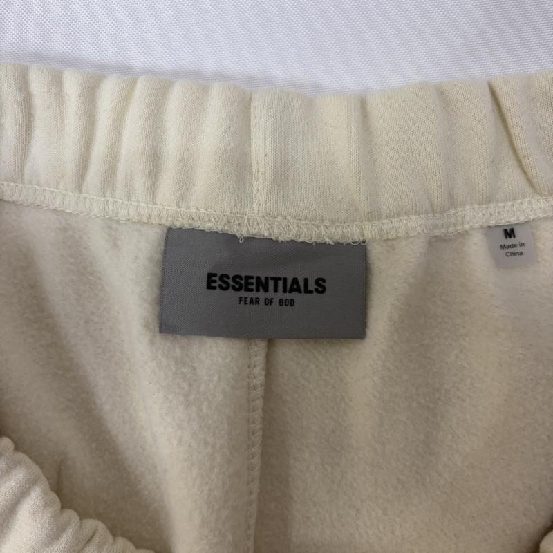エフオージーエッセンシャルズ FOG ESSENTIALS パンツ ショートパンツ 起毛スウェットショートパンツ ハーフパンツ クリーム ラバータグ M 無地 X ロゴ、文字 オフホワイト / オフホワイト / メンズ USED 古着 中古 50166233