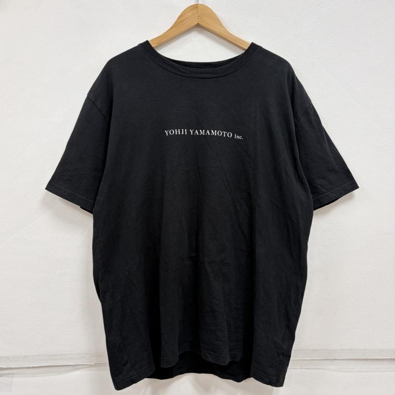 ヨウジヤマモト Yohji Yamamoto Tシャツ 半袖 100周年記念 NEW ERA ニューエラ コラボ 半袖 ロゴ 両面 プリント Tシャツ XXL ロゴ、文字 X プリント 黒 / ブラック / black X 白 / ホワイト / white メンズ USED 古着 中古 50166246