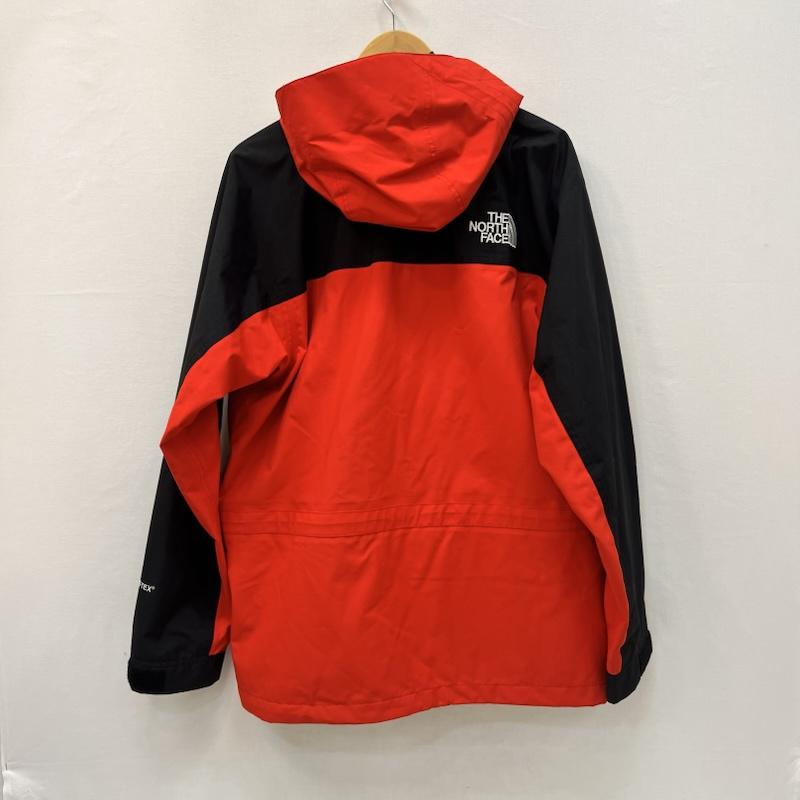 ザノースフェイス THE NORTH FACE ジャケット、上着 ジャンパー、ブルゾン マウンテンライト ジャケット マウンテンパーカー NP11834 L 赤 / レッド / red X 黒 / ブラック / black メンズ USED 古着 中古 50166254