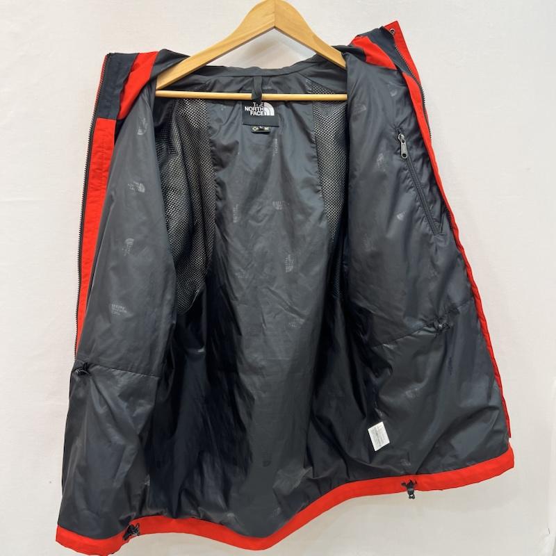 ザノースフェイス THE NORTH FACE ジャケット、上着 ジャンパー、ブルゾン マウンテンライト ジャケット マウンテンパーカー NP11834 L 赤 / レッド / red X 黒 / ブラック / black メンズ USED 古着 中古 50166254