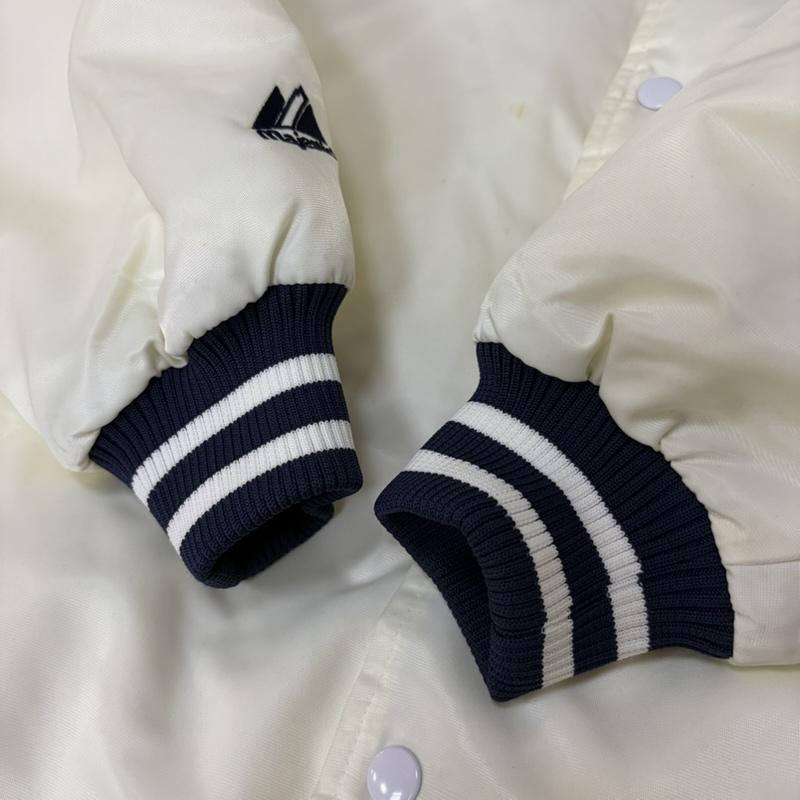 マジェスティック MAJESTIC ジャケット、上着 ジャンパー、ブルゾン COOPERSTOWN COLLECTION MBL スタジアムジャケット white M M ロゴ、文字 白 / ホワイト / white メンズ USED 古着 中古 50166285