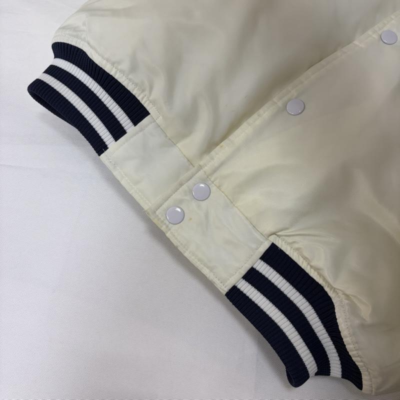 マジェスティック MAJESTIC ジャケット、上着 ジャンパー、ブルゾン COOPERSTOWN COLLECTION MBL スタジアムジャケット white M M ロゴ、文字 白 / ホワイト / white メンズ USED 古着 中古 50166285