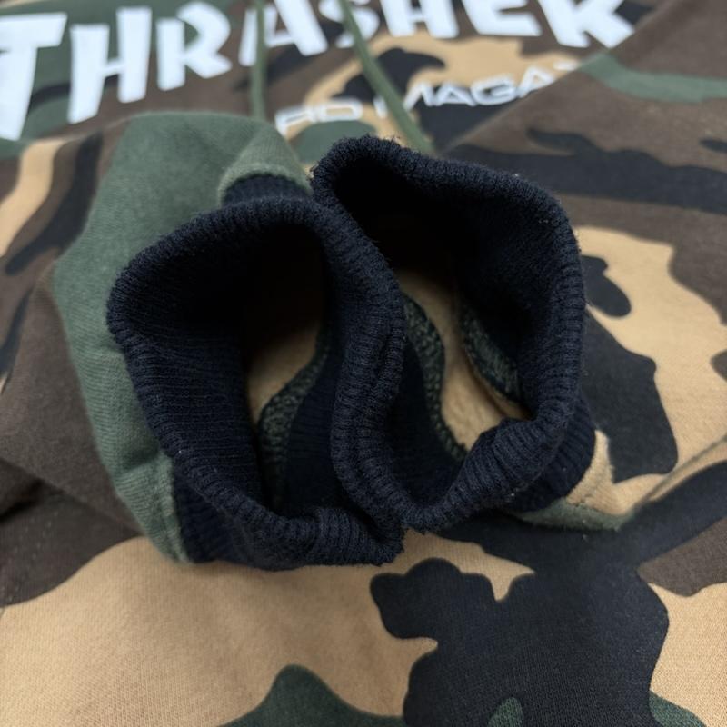 スラッシャー THRASHER パーカー 長袖 カモフラ 迷彩 ロゴ 両面プリント スウェット プルオーバー フーディー パーカー 裏起毛 L カモフラージュ柄・迷彩 X ロゴ、文字 X プリント カーキ / カーキ / khaki X 白 / ホワイト / white メンズ USED 古着 中古 50166319