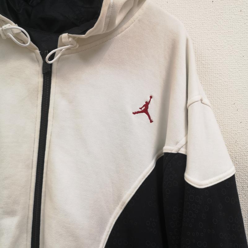 ナイキ NIKE ジャケット、上着 ジャンパー、ブルゾン リバーシブル 2WAY 総柄 モノグラム ジャンプマンロゴ Jumpman ナイロン ジャケット XL 白 / ホワイト / white X 黒 / ブラック / black メンズ USED 古着 中古 50166330