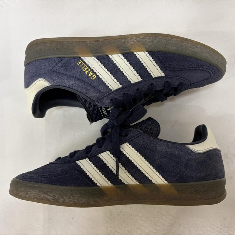 アディダス adidas スニーカー スニーカー ガゼル インドア シップス GAZELLE INDOOR SHIPS jq6172 23.5cm ロゴ、文字 白 / ホワイト / white X 紺 / ネイビー / navy レディース USED 古着 中古 50166338