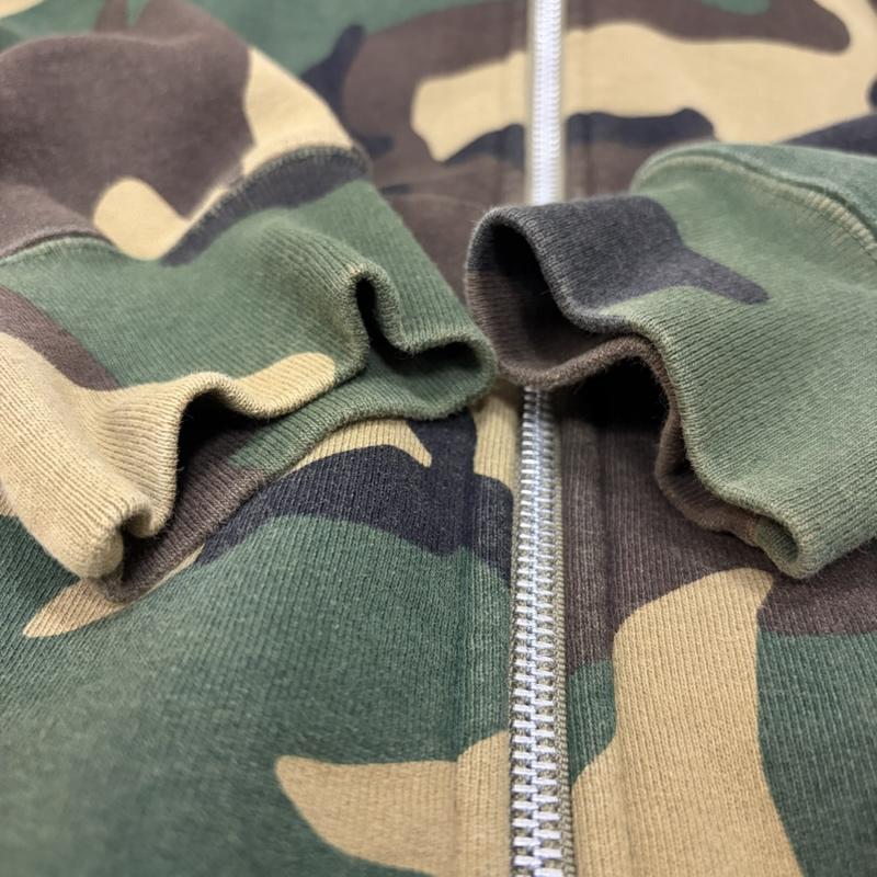 シュプリーム Supreme パーカー 長袖 S LOGO ZIP UP HOODED SWEAT CAMO Sロゴジップアップパーカー 迷彩 カモフラ M カモフラージュ柄・迷彩 黒 / ブラック / black X 緑 / グリーン / green X 茶 / ブラウン / brown X ベージュ / ベージュ / beige メンズ USED 古着 中古 50166350