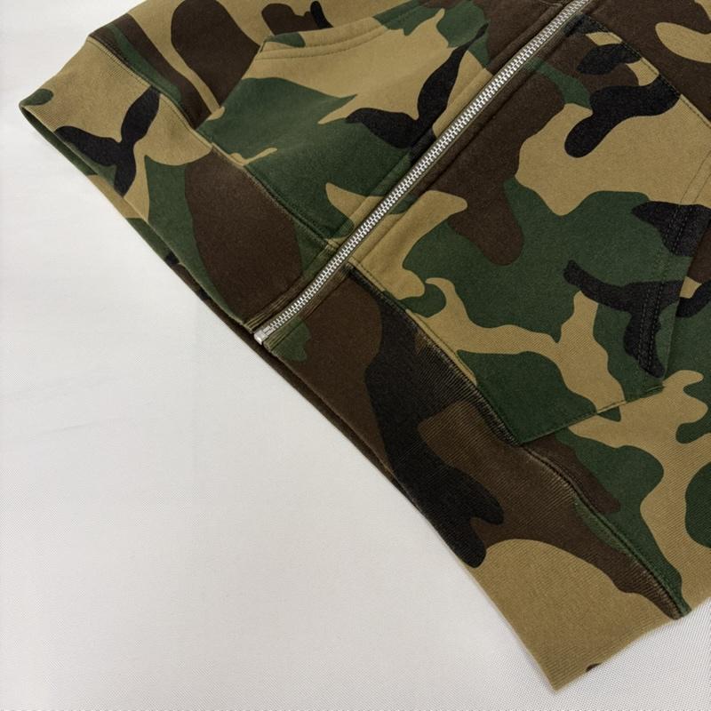 シュプリーム Supreme パーカー 長袖 S LOGO ZIP UP HOODED SWEAT CAMO Sロゴジップアップパーカー 迷彩 カモフラ M カモフラージュ柄・迷彩 黒 / ブラック / black X 緑 / グリーン / green X 茶 / ブラウン / brown X ベージュ / ベージュ / beige メンズ USED 古着 中古 50166350