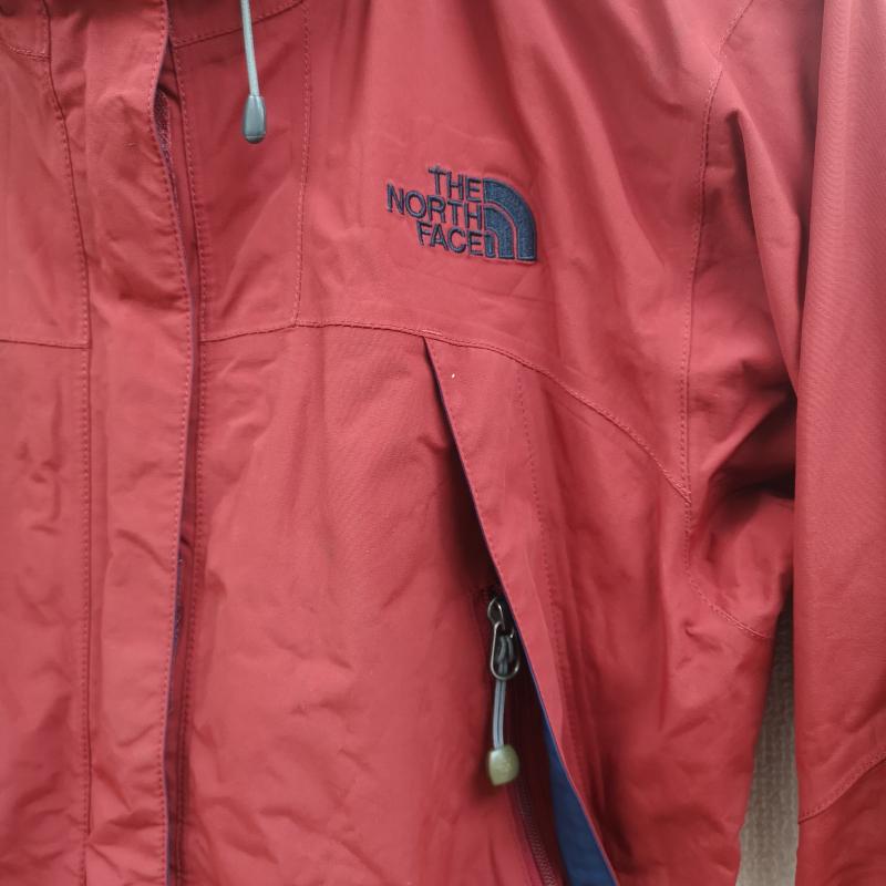 ザノースフェイス THE NORTH FACE ジャケット、上着 ジャンパー、ブルゾン ハイベント 2層構造 ジップインジップ ダブルフラップ マウンテンパーカー NPW61630 S 赤 / レッド / red メンズ USED 古着 中古 50166400