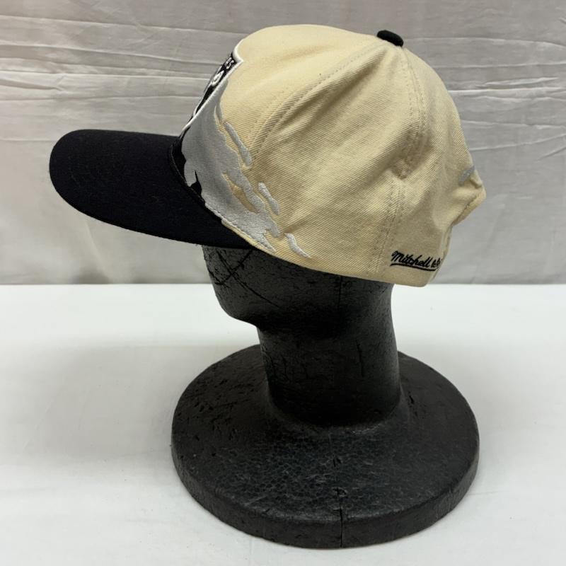 ミッチェルアンドネス Mitchell&Ness 帽子 キャップ RAIDERS NFL VINTAGE COLLECTION ペイント スプラッシュ スナップバック キャップ - メンズ USED 古着 中古 50166418