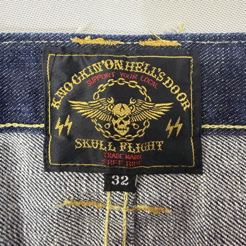 スカルフライト SKULLFLIGHT パンツ デニム、ジーンズ デニムブーツカット ローライズ 裾ジッパー シルバー製Dカン スタッズ ラインストーン made in JAPAN バイカー 32インチ 無地 X プリント 紺 / ネイビー / navy メンズ USED 古着 中古 50166423