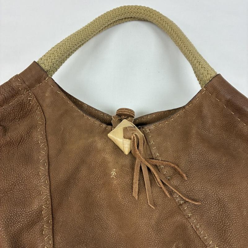 エンリーベグリン HENRY BEGUELIN ハンドバッグ ハンドバッグ オミノ刺繍 デザインステッチ 編み込み フリンジ ロープハンドル シボ革 レザー ハンドバッグ - レディース USED 古着 中古 50166433