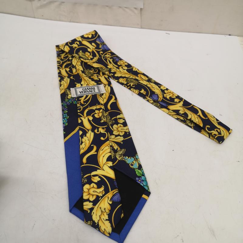 ジャンニヴェルサーチ GIANNI VERSACE ネクタイ ネクタイ 蝶 バロック調 シルク ネクタイ - 黄 / イエロー / yellow X 青 / ブルー / blue X 紺 / ネイビー / navy メンズ USED 古着 中古 50166481