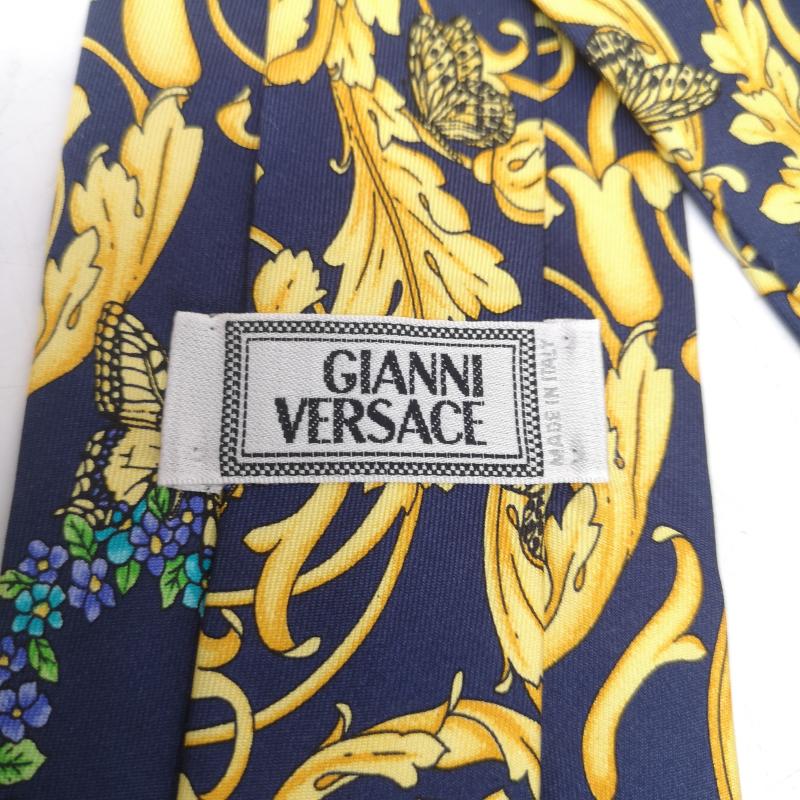 ジャンニヴェルサーチ GIANNI VERSACE ネクタイ ネクタイ 蝶 バロック調 シルク ネクタイ - 黄 / イエロー / yellow X 青 / ブルー / blue X 紺 / ネイビー / navy メンズ USED 古着 中古 50166481