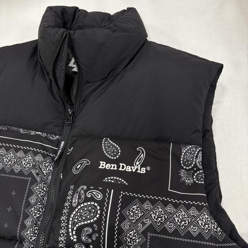 ベンデイビス BEN DAVIS ジャケット、上着 ダウンベスト ペイズリー ダウン ベスト ナイロン ロゴ 刺繍 ジップアップ XL ペイズリー X ロゴ、文字 X 刺繍 黒 / ブラック / black X 白 / ホワイト / white メンズ USED 古着 中古 50166518