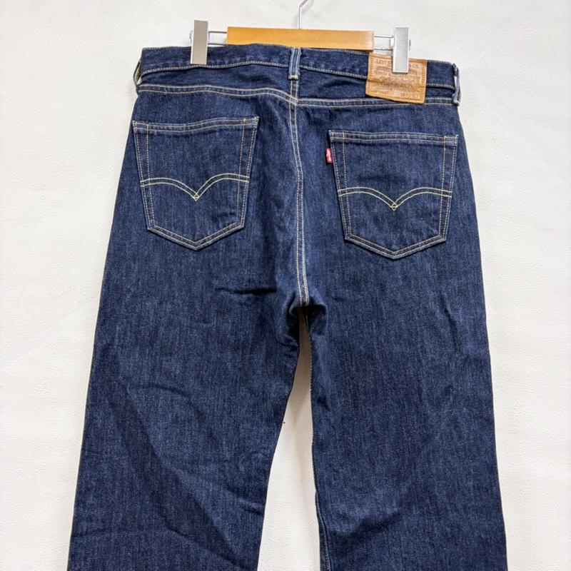 リーバイス Levi s パンツ デニム、ジーンズ 505 USA製 BIGE ストレート デニム ワンウォッシュ PREMIUM レザーパッチ W33 L34 33インチ 無地 X ロゴ、文字 インディゴ / インディゴ / Indigo メンズ USED 古着 中古 50166535