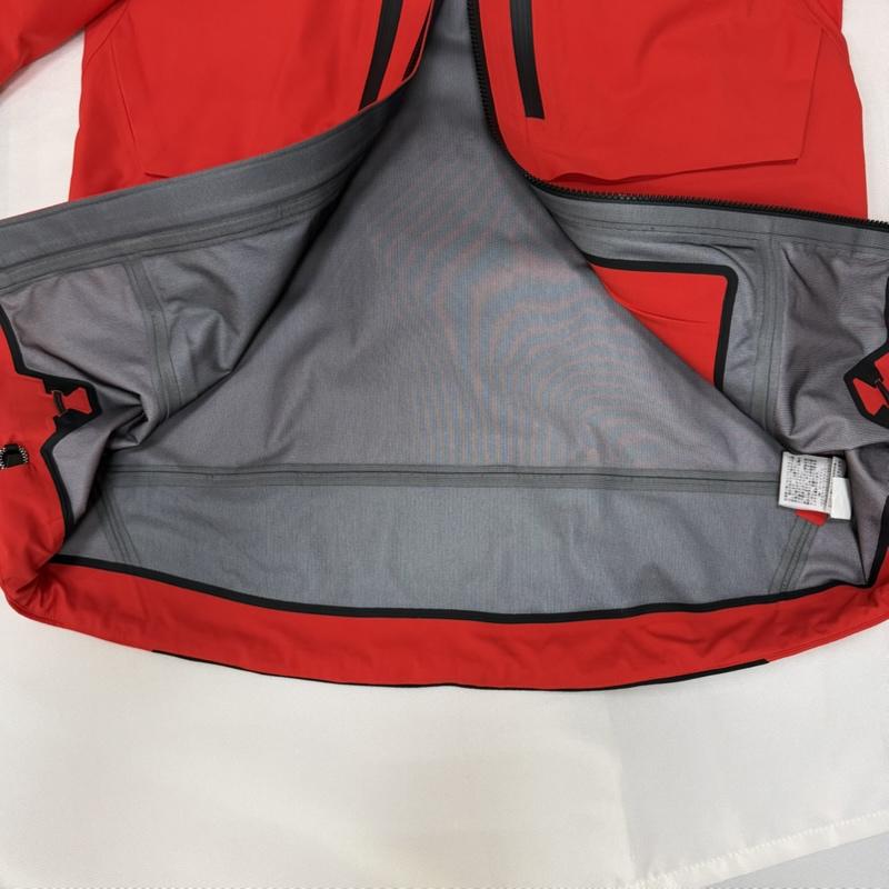 ザノースフェイス THE NORTH FACE ジャケット、上着 ジャンパー、ブルゾン NP51921 SUMMIT SERIES FL L5 JACKET red×black S 防水 S ロゴ、文字 赤 / レッド / red X 黒 / ブラック / black メンズ USED 古着 中古 50166542