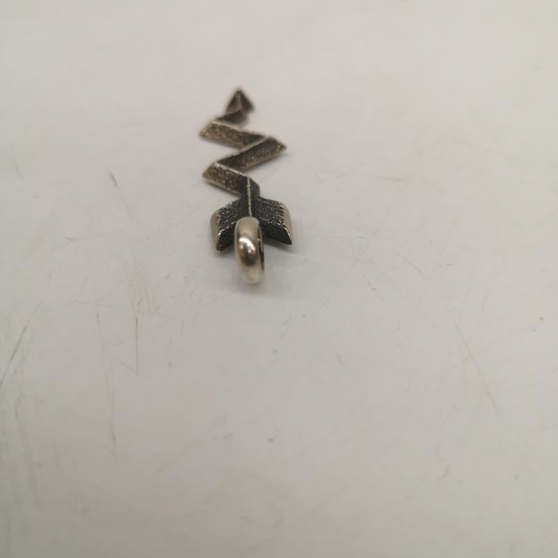 インディアンジュエリー Indian Jewelry アクセサリー ネックレス、ペンダント Aaron Anderson アーロンアンダーソン ライトニング アロー ペンダント - メンズ USED 古着 中古 50166551
